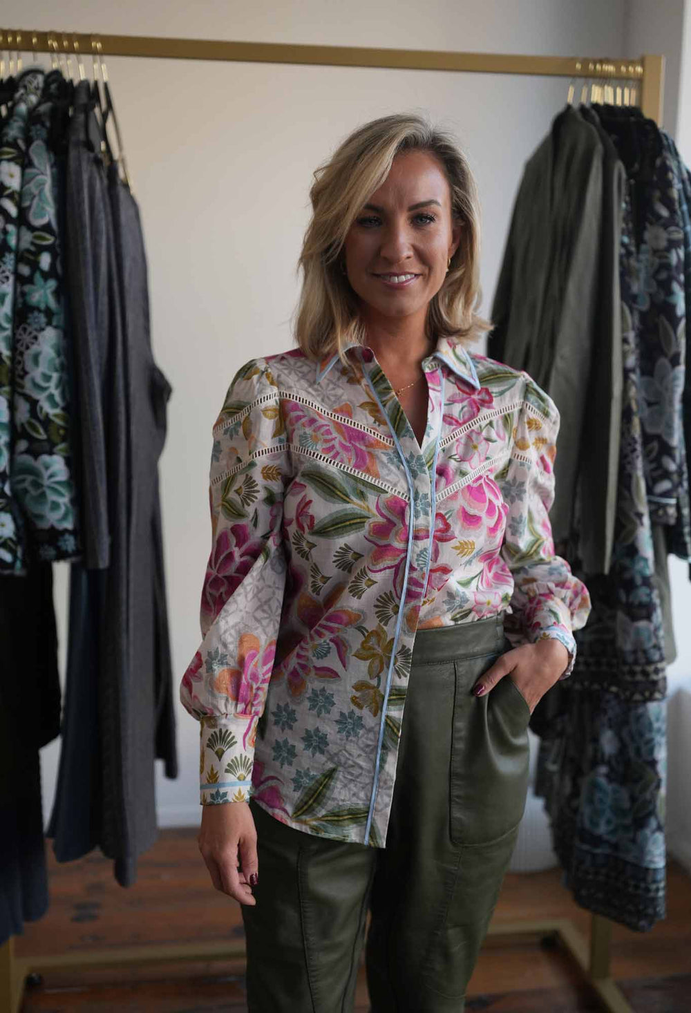 PETITE Wren Lace Cotton Slub Shirt in Azalea Fields