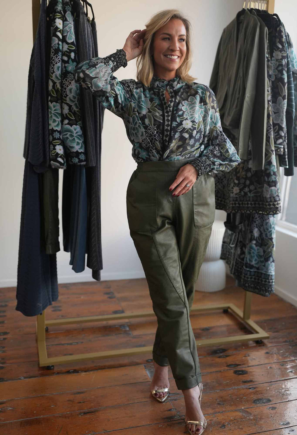 PETITE Sylvan Leather Jogger in Moss