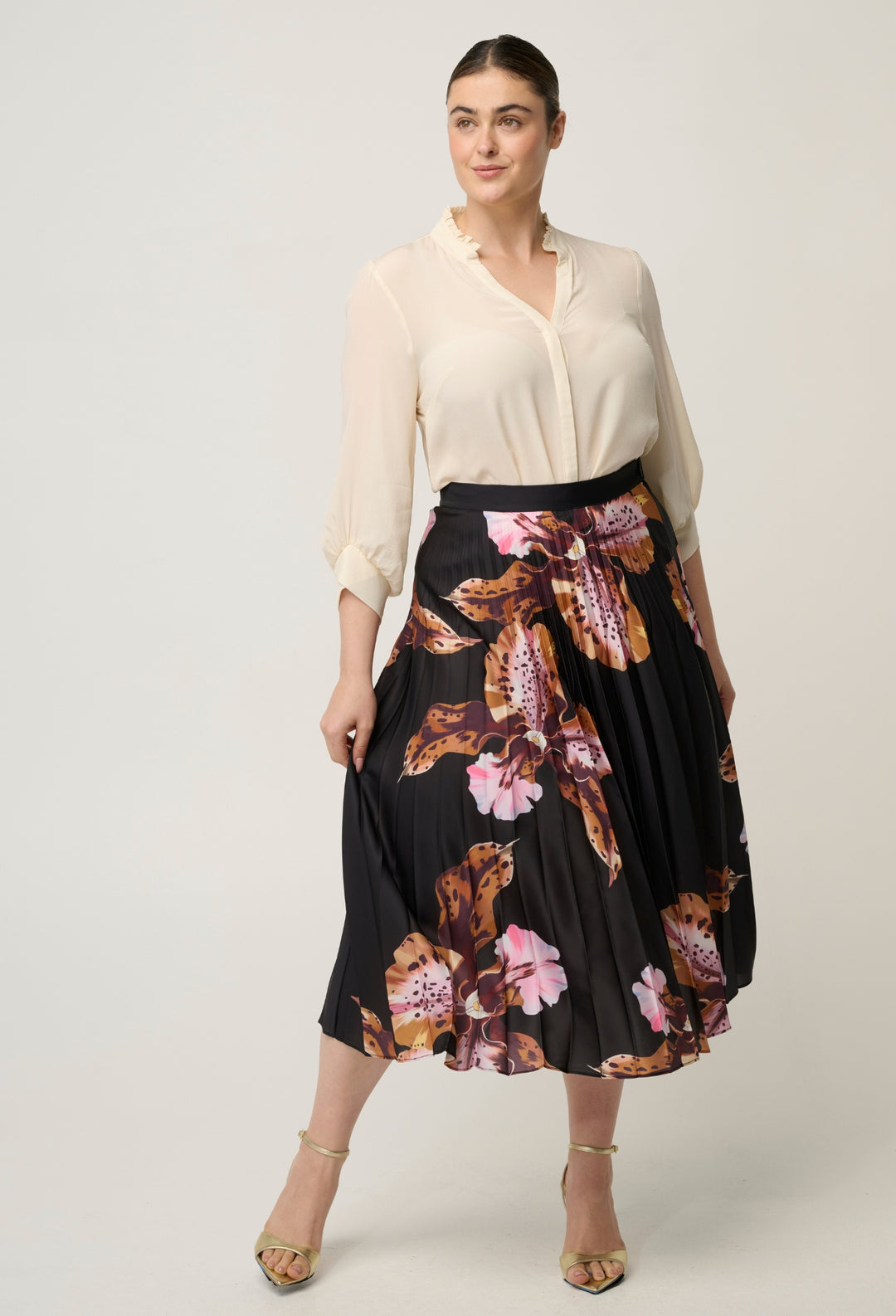 Chloe 100% Silk Criss Cross Cuffed Shirt in Cloud