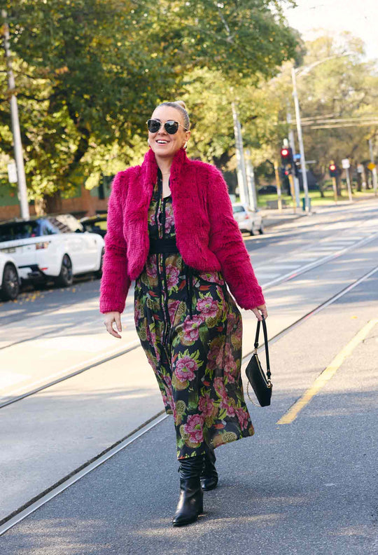 Reina Faux Fur Cropped Jacket in Rosa