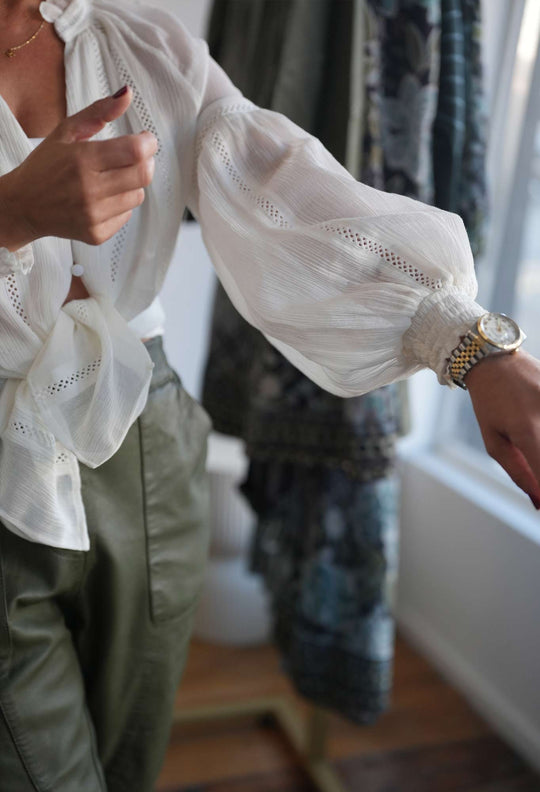 PETITE Kinlsey Crinkle Cotton Silk Lace Blouse in Milk