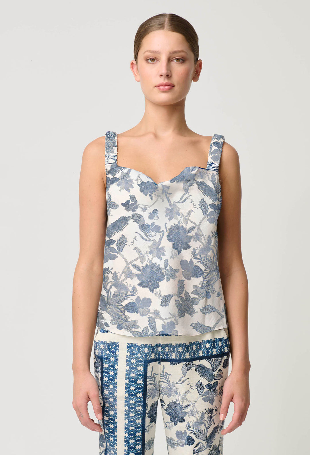 Delray Reversible Viscose Dobby Cami in Ink Flè Print