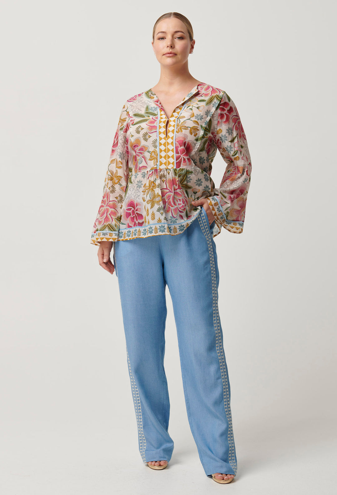 Emery Cotton Silk Kaftan Tie Top in Azalea Fields