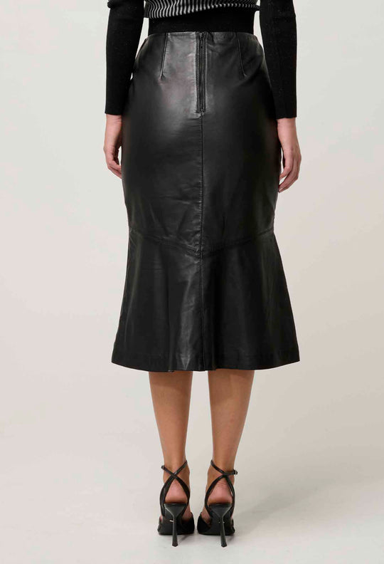 Mabel Leather Skirt in Onyx