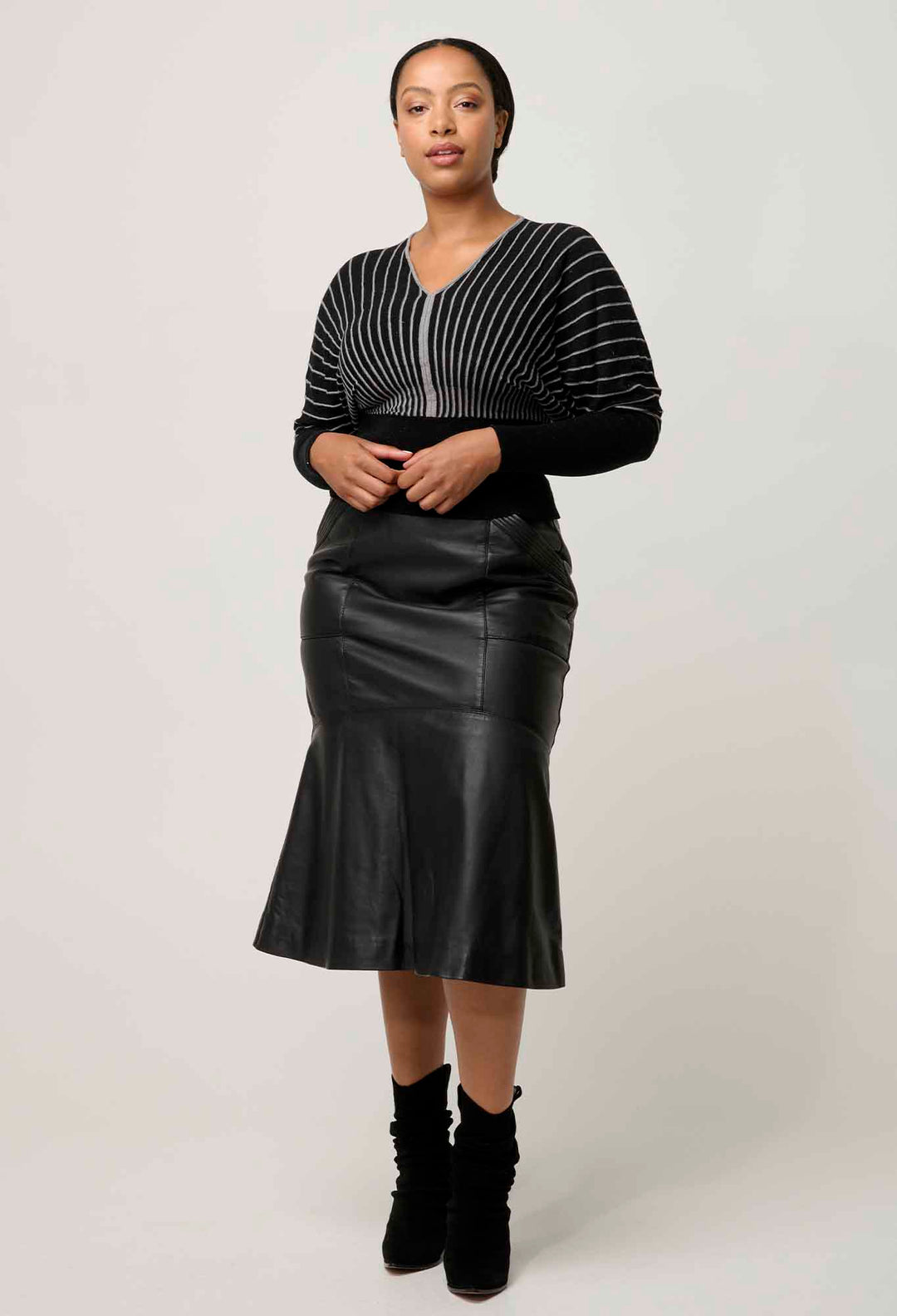 Mabel Leather Skirt in Onyx