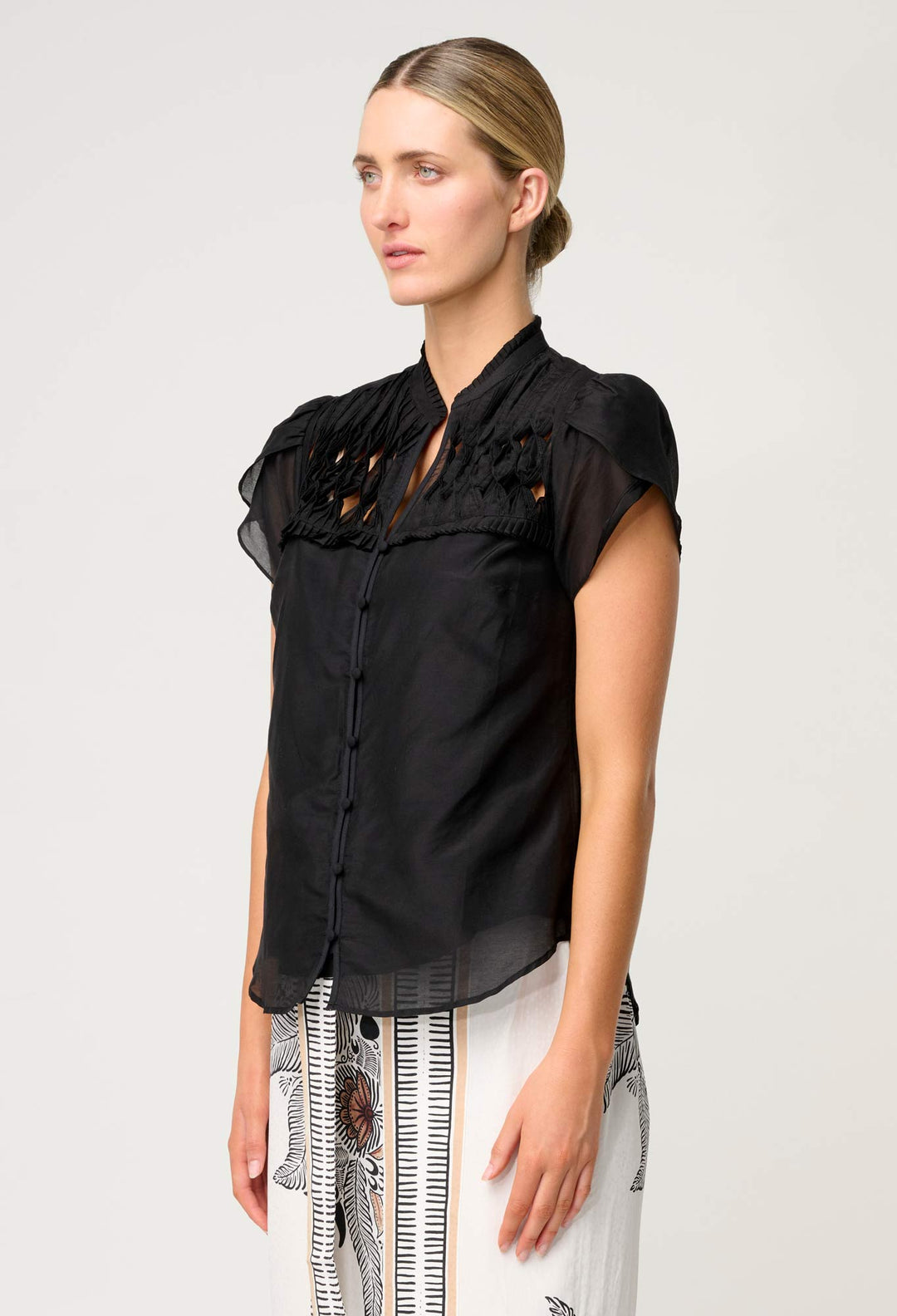 Dalia Diamond Smock Yoke Silk Cotton Shirt in Onyx