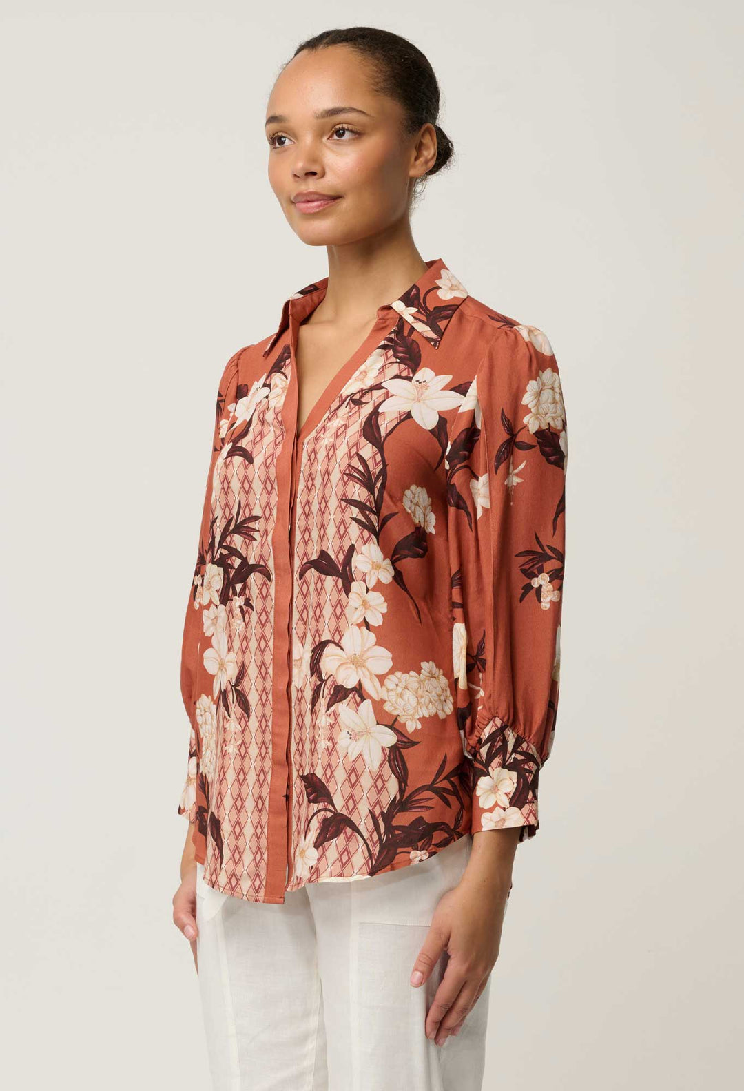 OnceWas Nerine Viscose Faille Cutout Sleeve Detail Print Shirt in Amber Vine