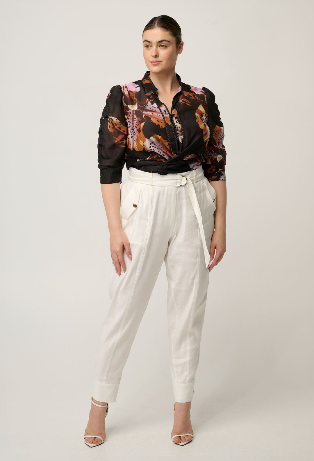 Trinidad Linen Viscose Button Cuff Pant in Ivory