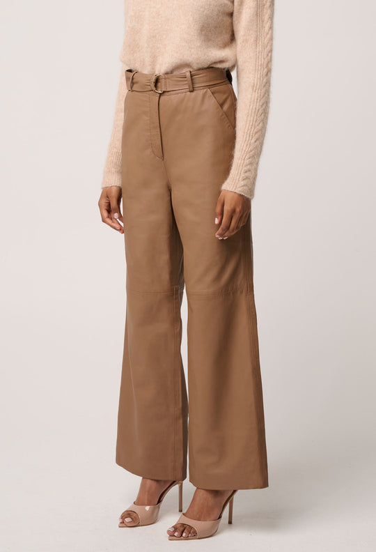 OnceWas Halston Genuine Leather Belted Straight Leg Pant in Husk
