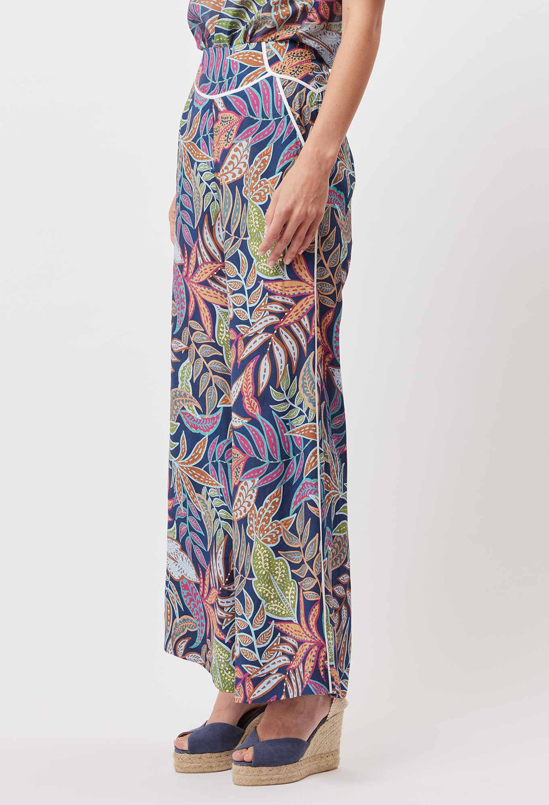 Harmony Viscose Pant in Fiesta Tropico