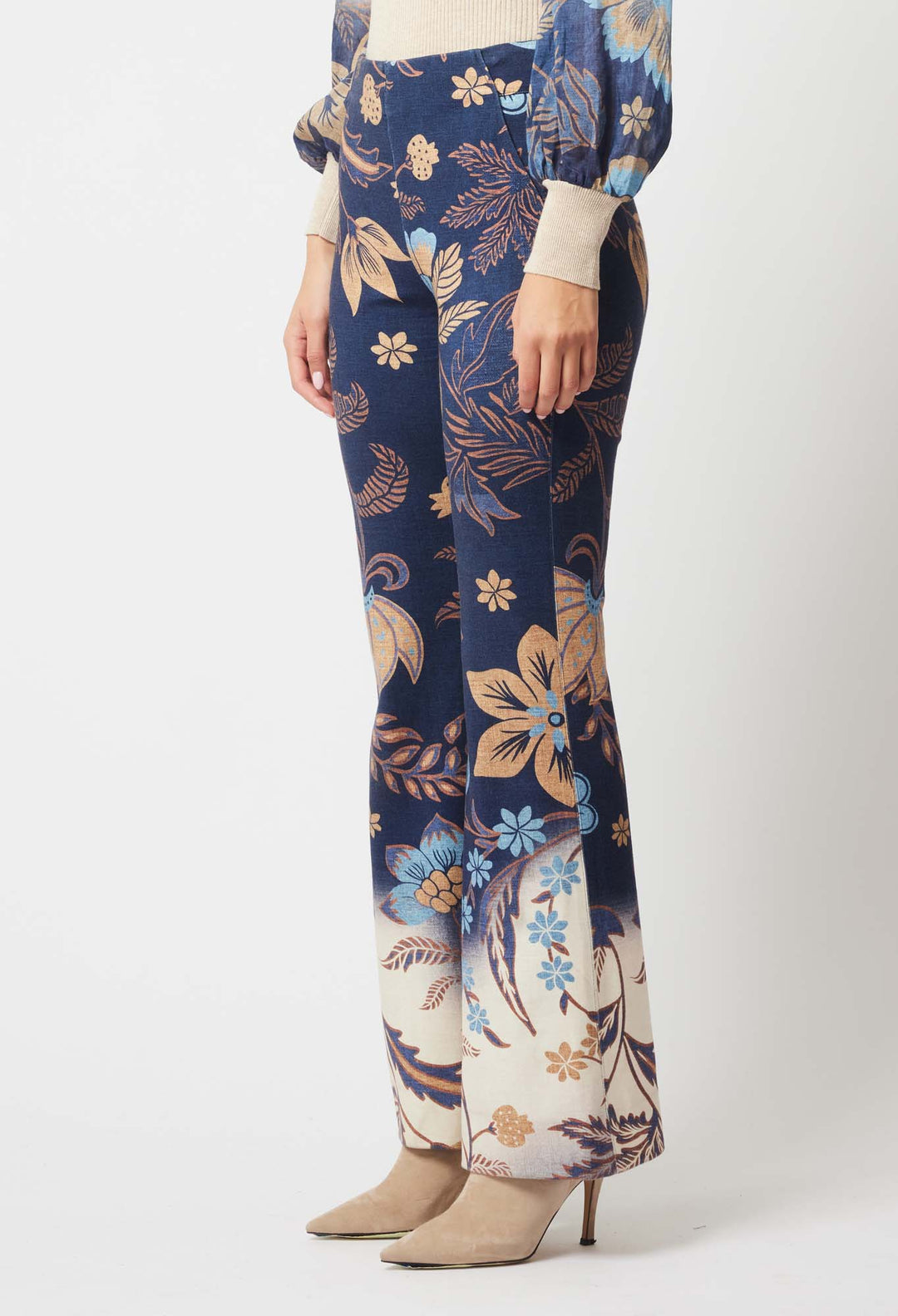 Getty Ponte Pant in Lotus Flower