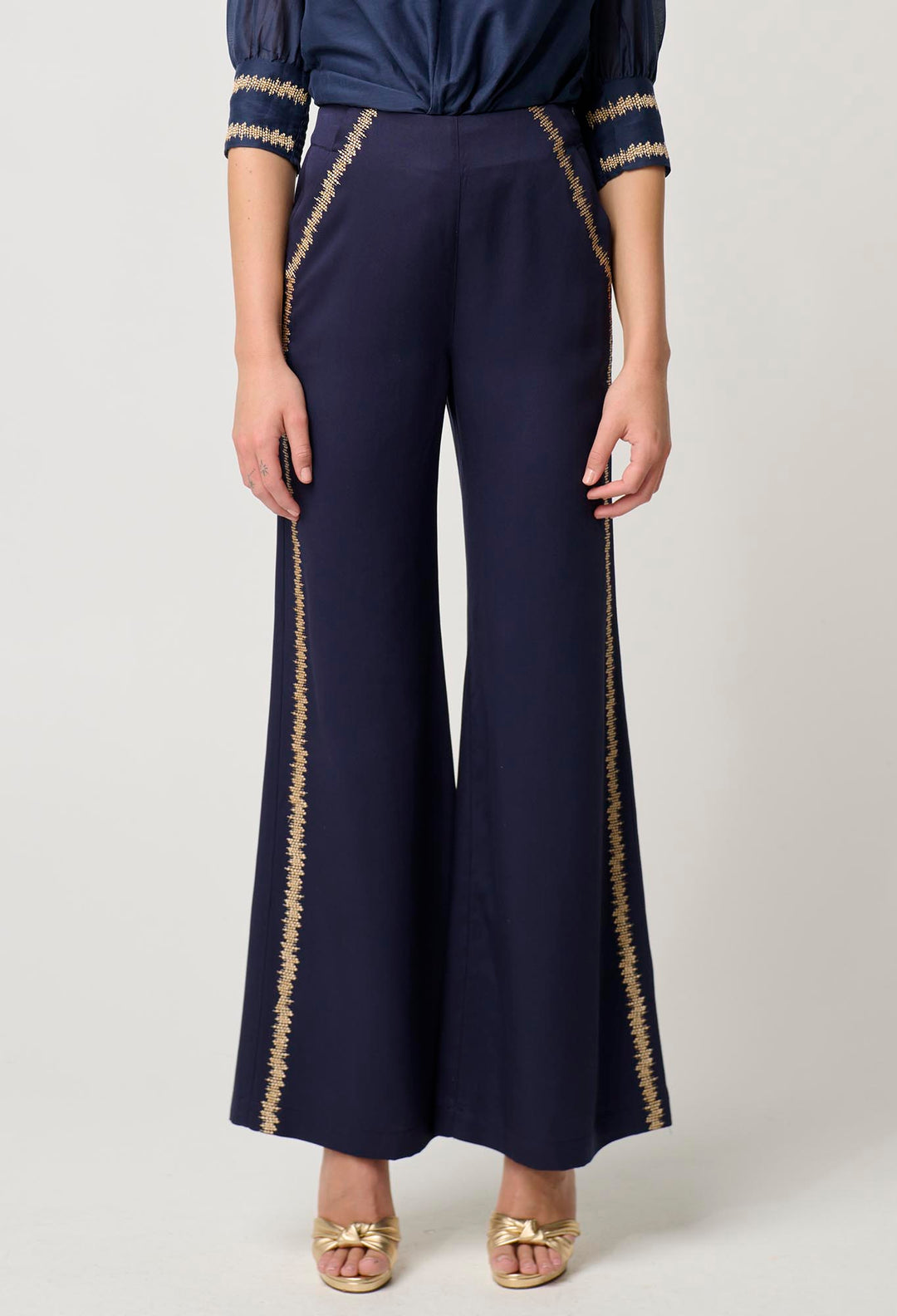 Mustique Tencel Embroidered Pant in Ink