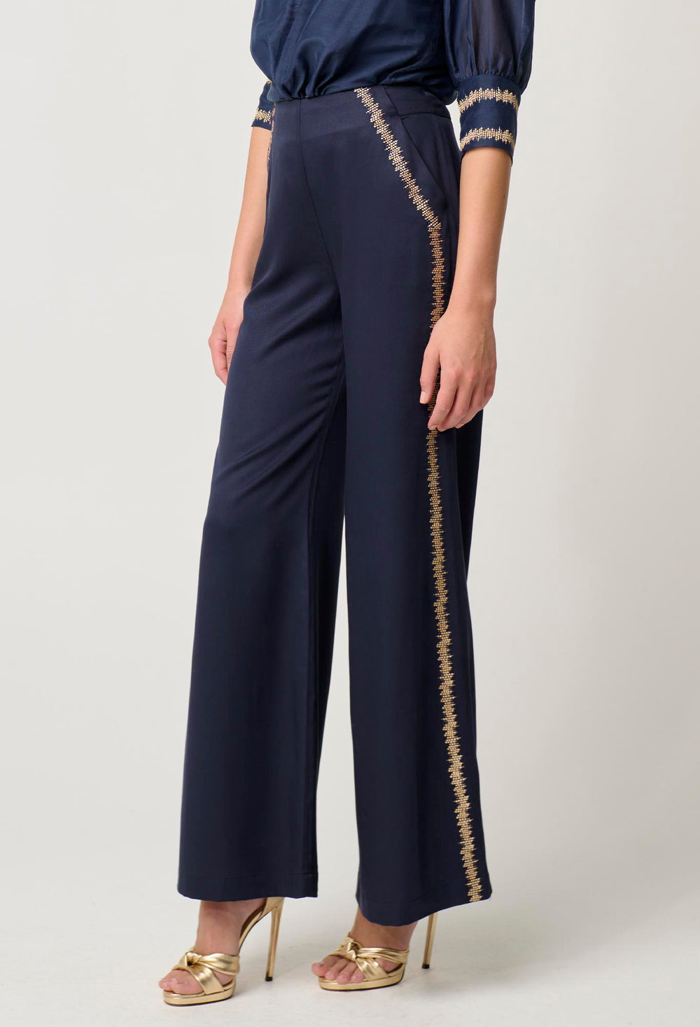 Mustique Tencel Embroidered Pant in Ink