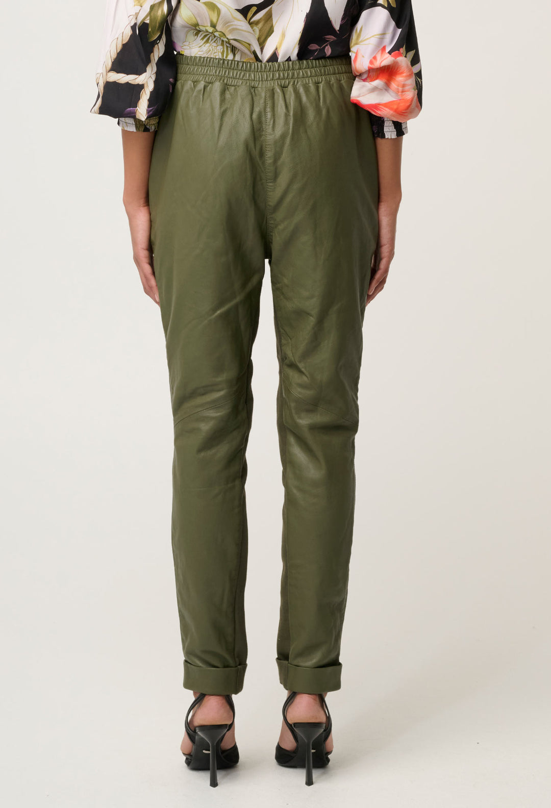 Sylvan Leather Jogger in Moss