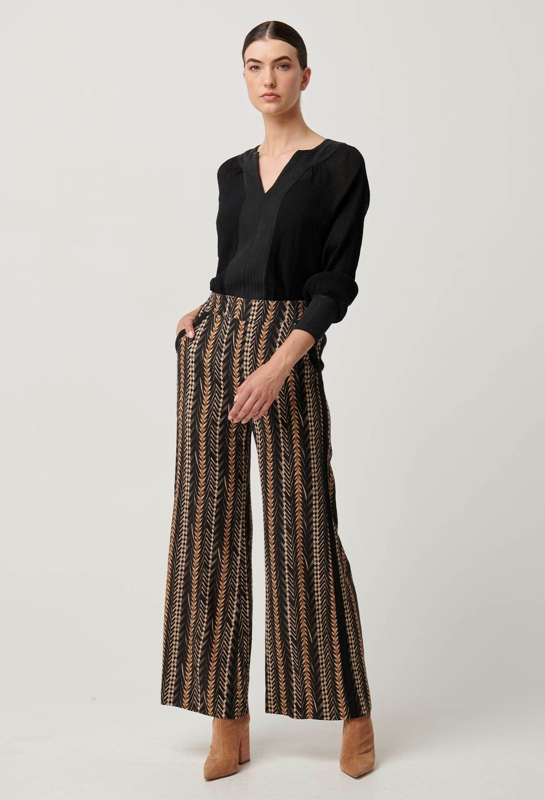 OnceWas Willow Linen Viscose Elastic Waist Pant in Black Bromegrass