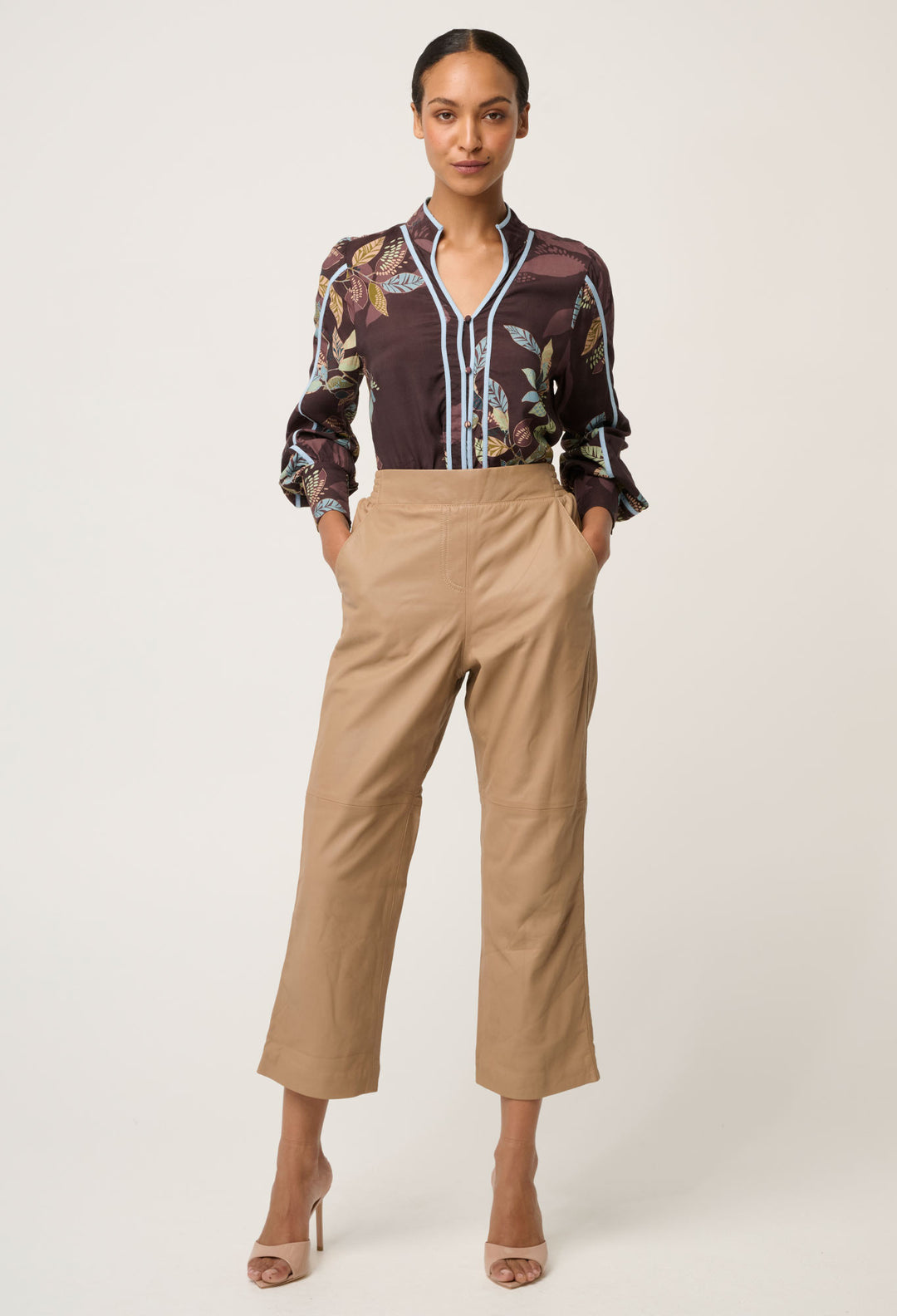 Montoya Leather Elasticated Straight Leg Pant in Wheat