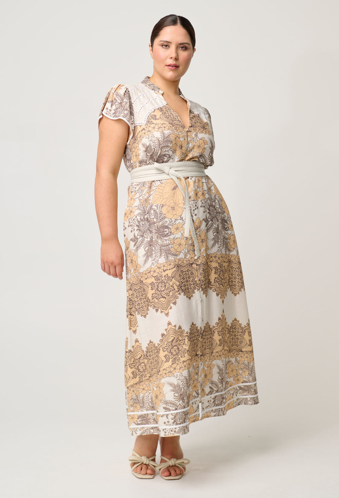 Novia Embroidered Linen Viscose Dress in Golden Mallow