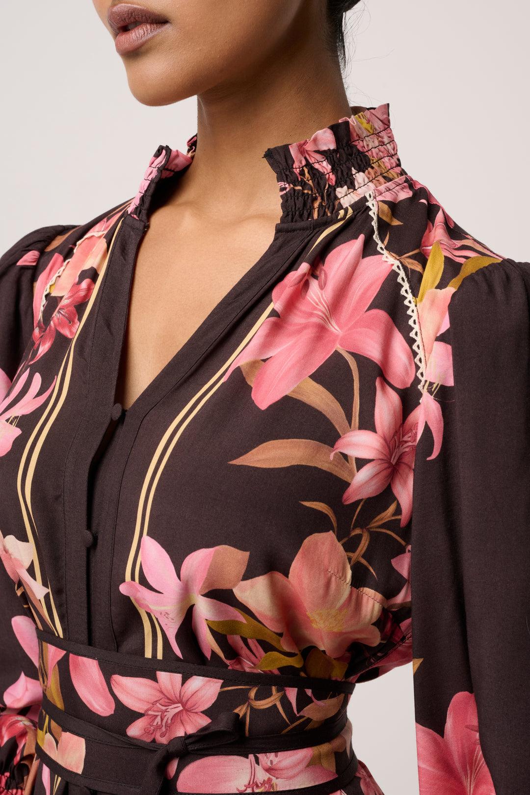 Adine Linen Viscose Printed Maxi Dress in Obsidian Bloom