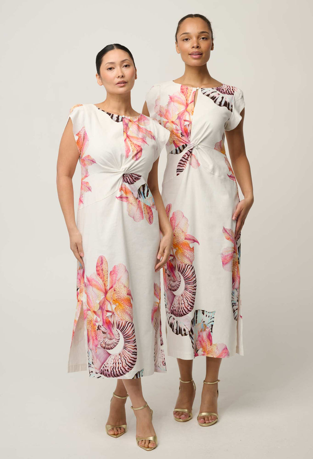 UNDER 5'4 Geneva Stretch Linen Viscose Column Midi Dress in Nautilus Bloom