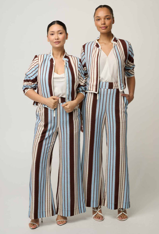 UNDER 5'4 Delray Reversible Printed Linen Jacket in Nautilus Bloom / Iridescent Stripe
