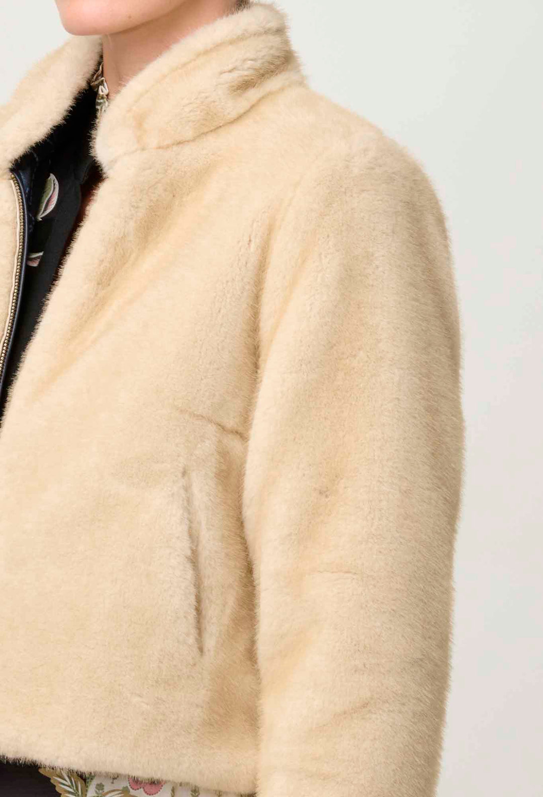 Rylie Reversible Faux Fur Jacket in Altamira & Blanca