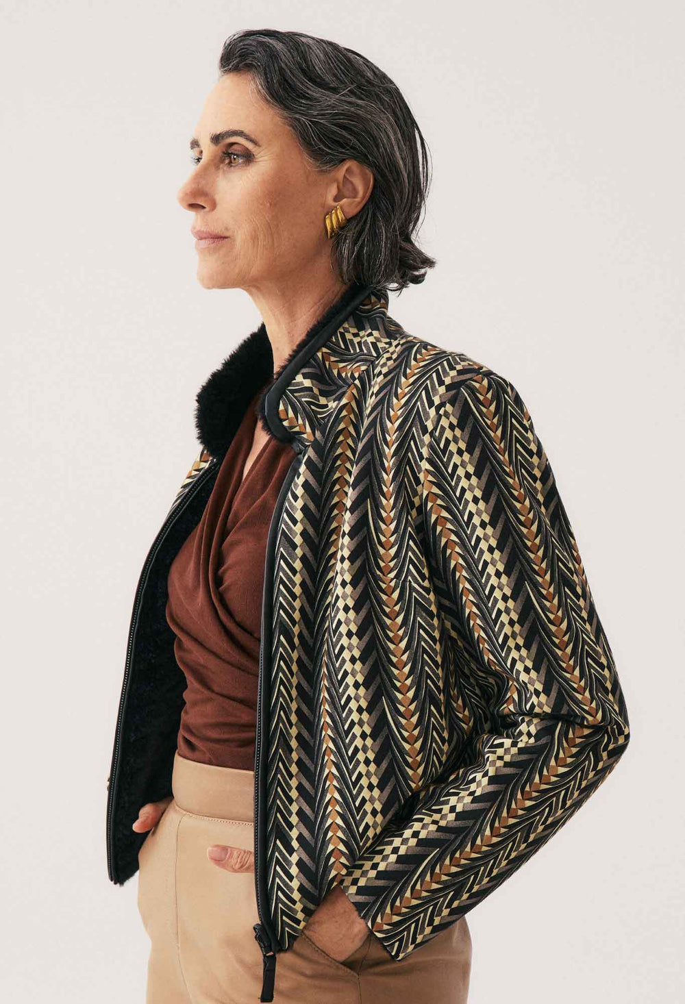 Rylie Reversible Print & Faux Fur Jacket in Black Bromegrass