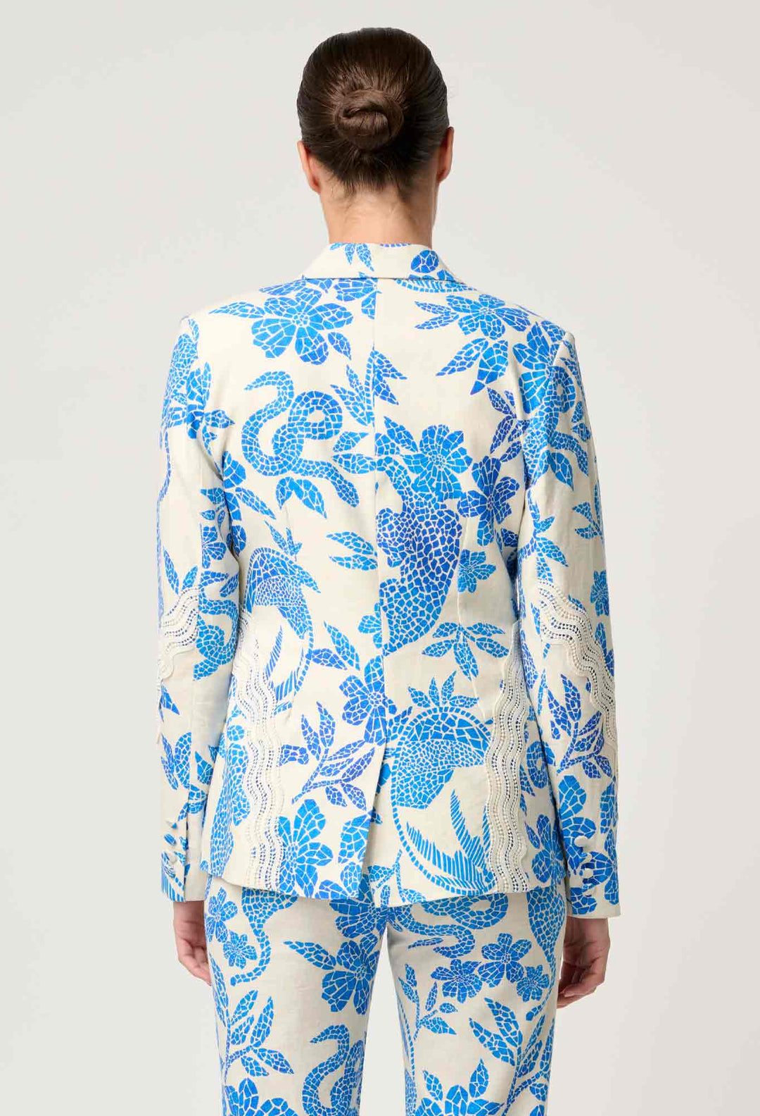 OnceWas Leandro Contrast Lace Linen Viscose Stretch Blazer in Azure Mosaic
