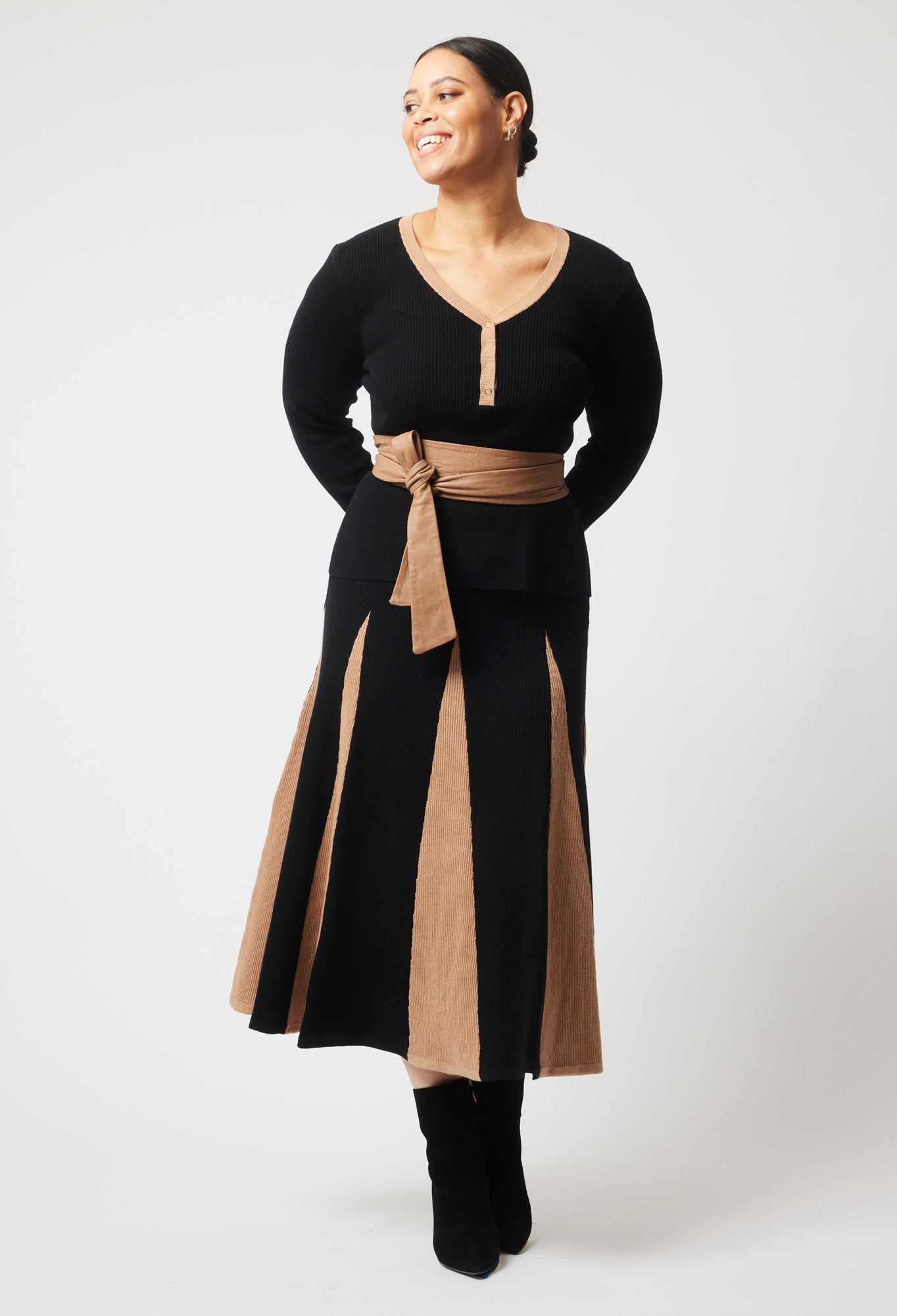 Nova Merino Wool Knit Skirt in Black/Husk