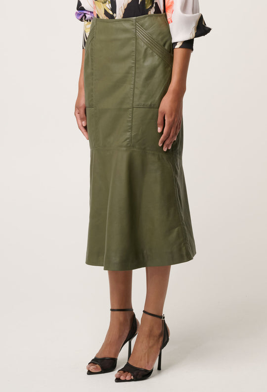 Mabel Leather Skirt in Moss