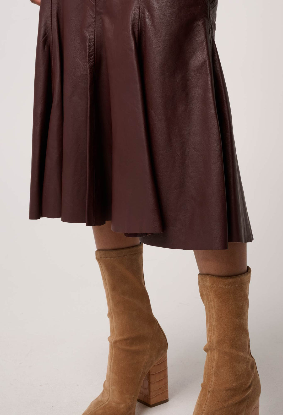 UNDER 5'4 Gayle Genuine Leather Panelled Skirt in Oxblood