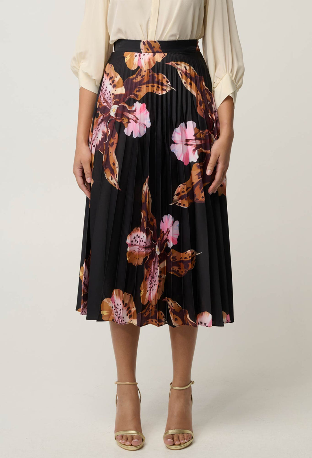 Iris Pleated Polyester Skirt in Sunset Orchid