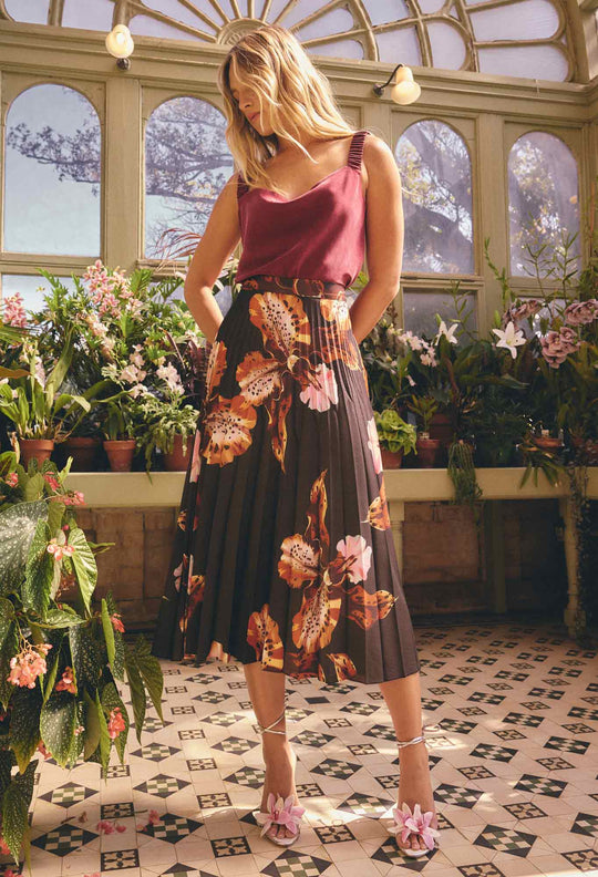 Iris Pleated Polyester Skirt in Sunset Orchid