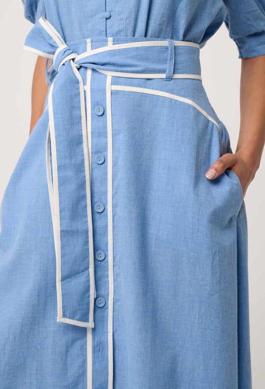 Selvia Cotton Chambray Contrast Bind Skirt in Blue Chambray