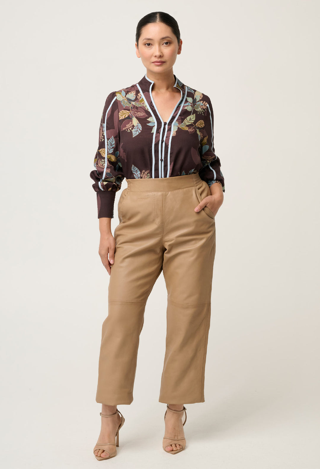 UNDER 5'4 Asher Viscose Faille Shirt in Ember Vines