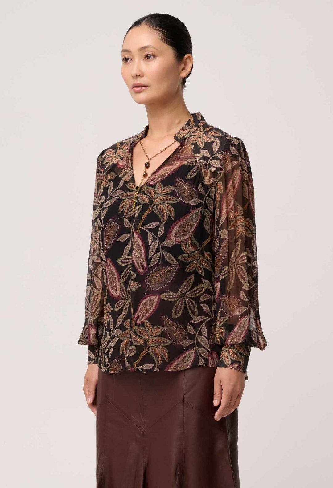 UNDER 5'4 Freya Sheer Viscose Blouse in Dark Tropique