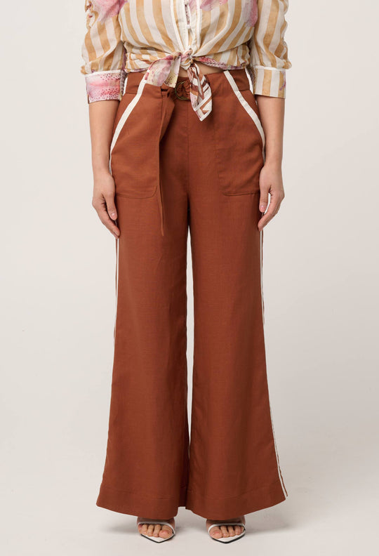 UNDER 5'4 Grace Tencel Linen Contrast Bind Pant in Caramel