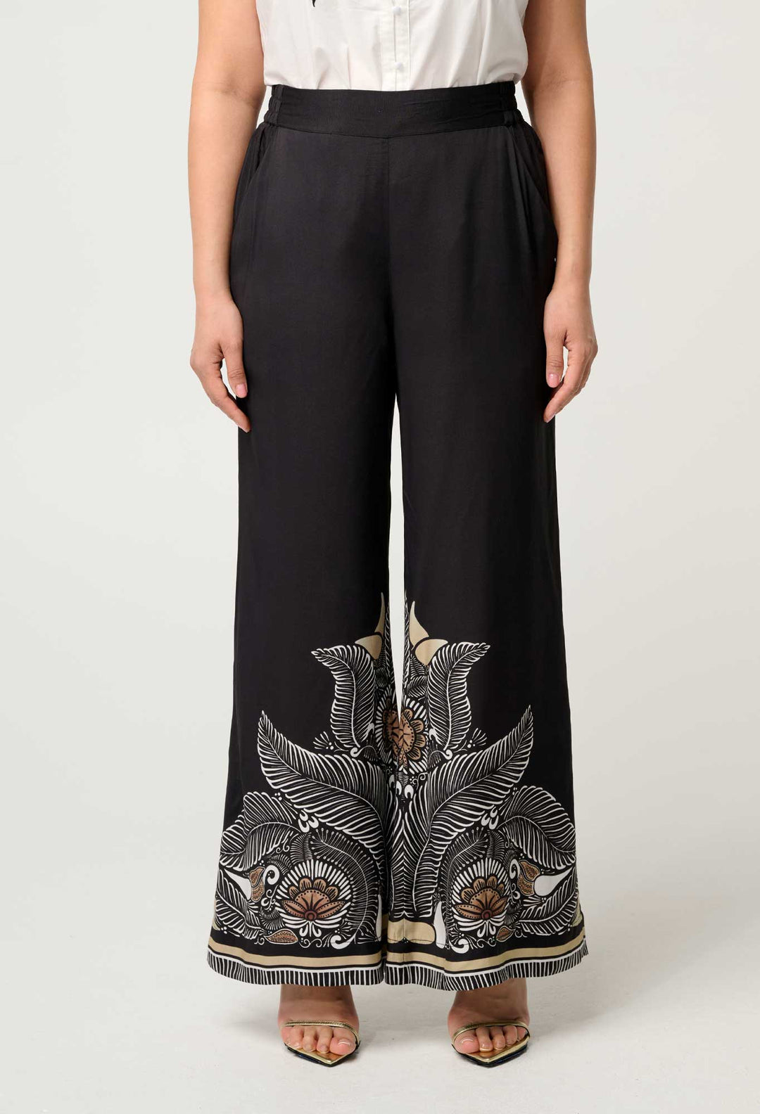 Petite Willow Viscose Faille Contrast Panel Pant in Onyx Casablanca