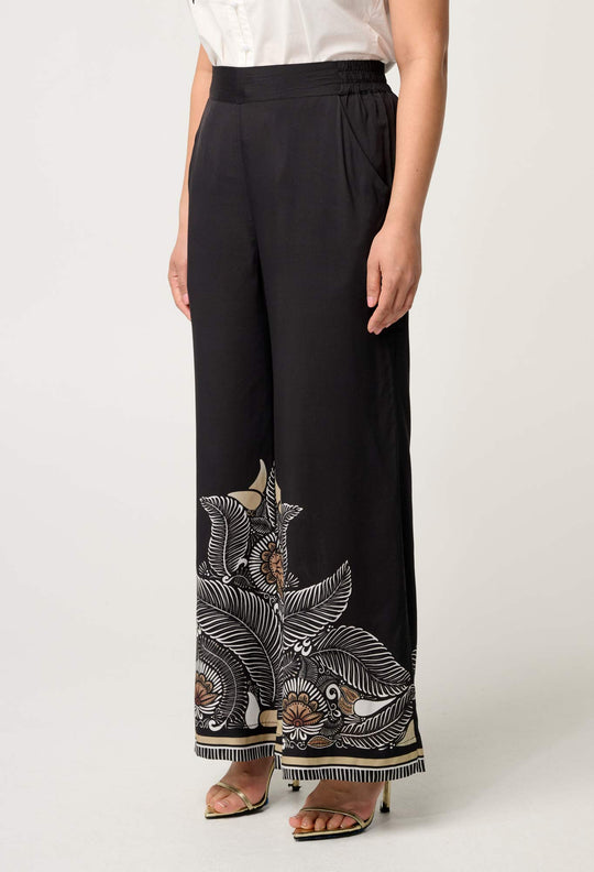 Petite Willow Viscose Faille Contrast Panel Pant in Onyx Casablanca