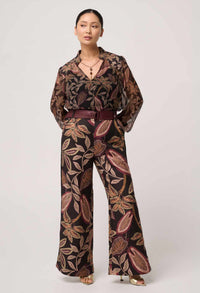 UNDER 5'4 Adele Linen Viscose Belted Printed Pant in Dark Tropique