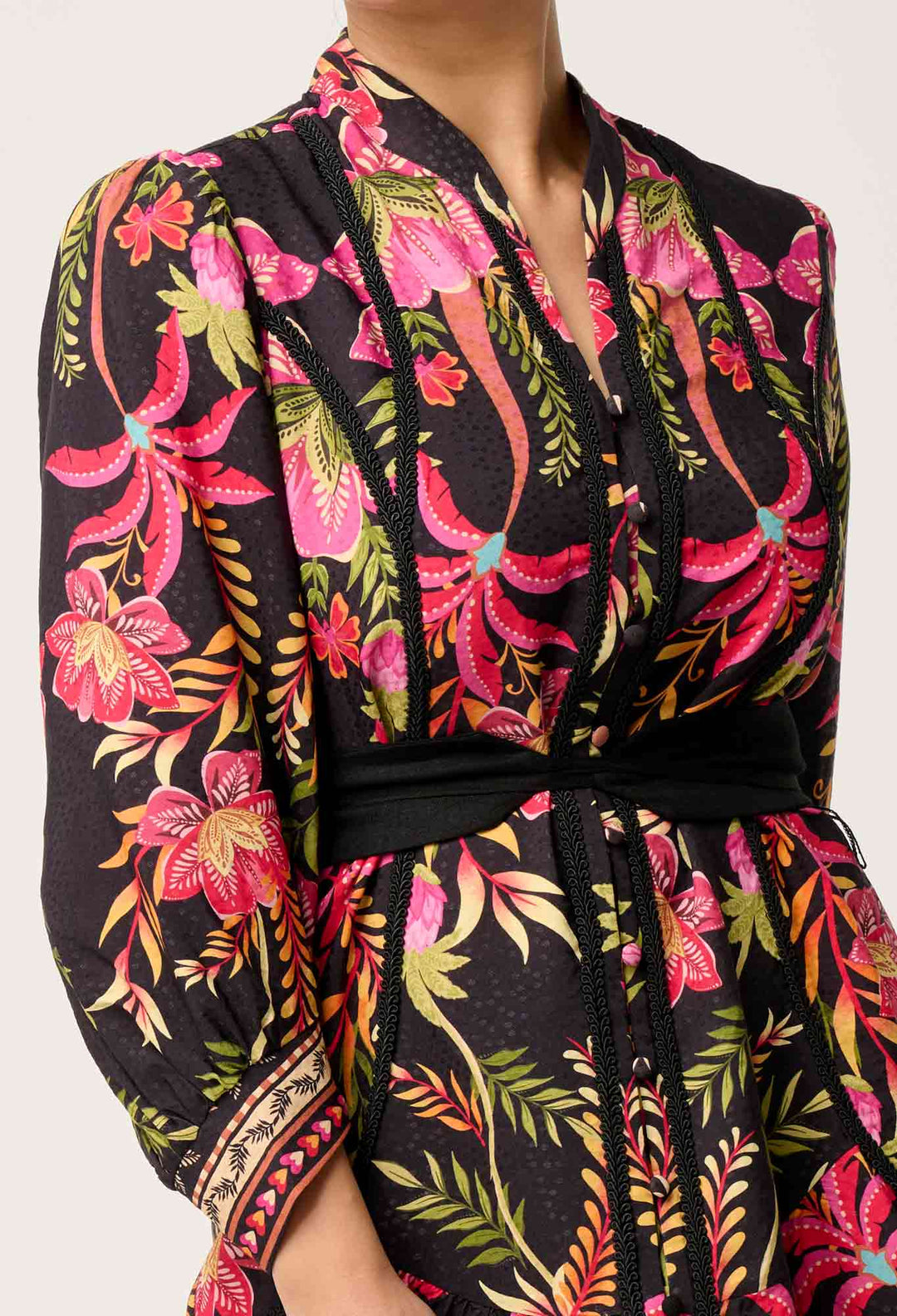 Onceas PETITE Aurelia  Viscose Lace Dress in Anthos Lótos