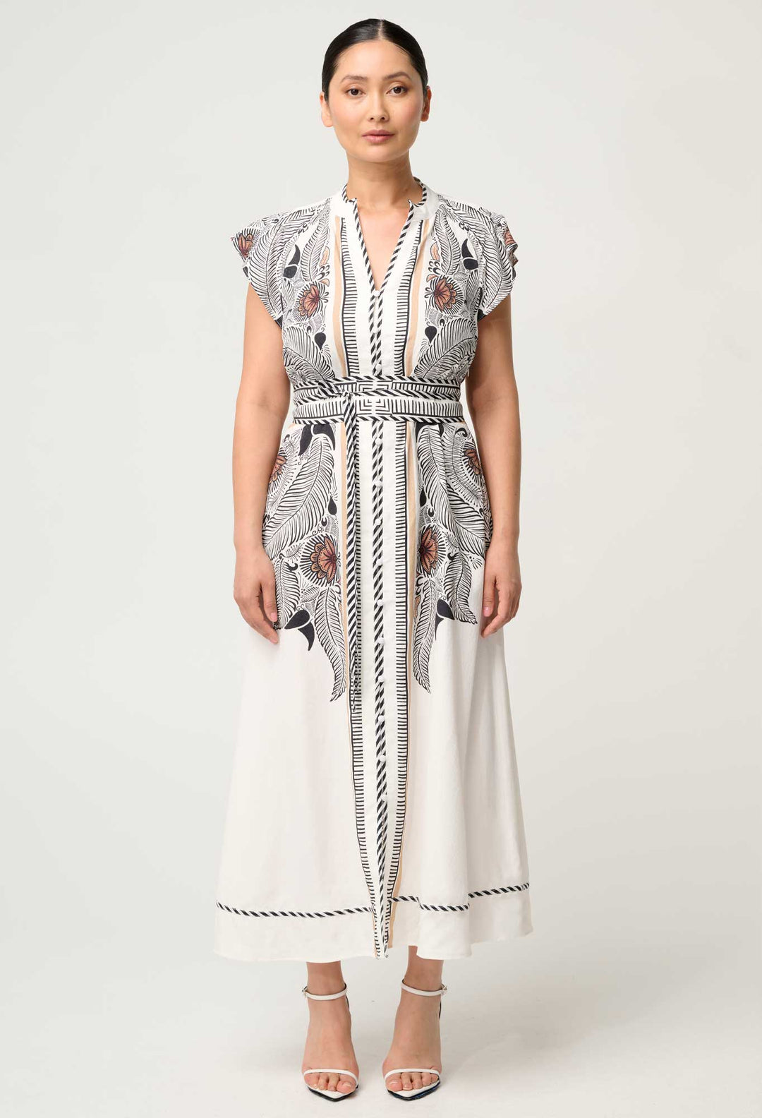 Petite Malika Viscose Flutter Sleeve Dress in Ivory Casablanca