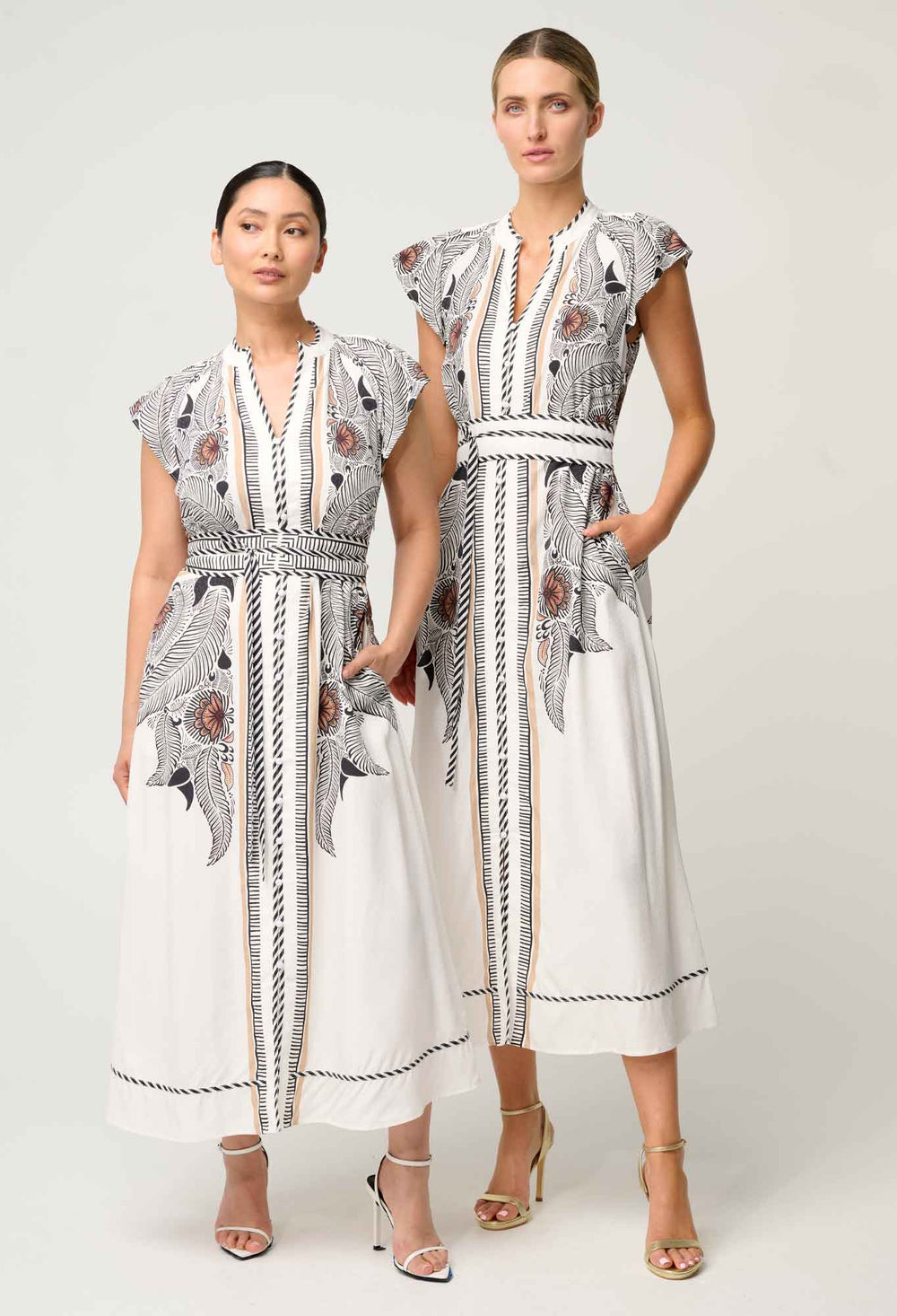 Petite Malika Viscose Flutter Sleeve Dress in Ivory Casablanca