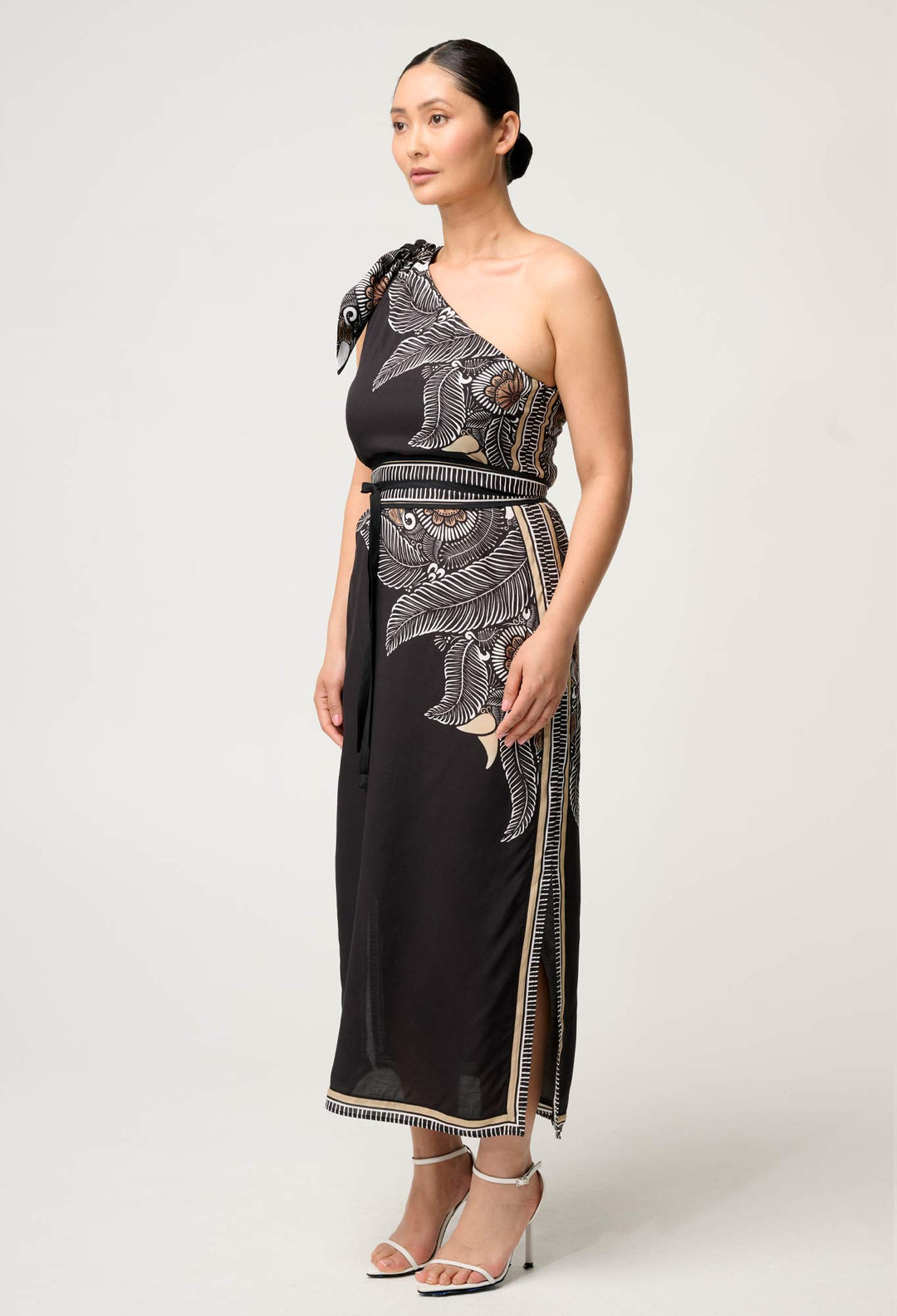Petite Amira One Shoulder Viscose Faille Dress in Onyx Casablanca