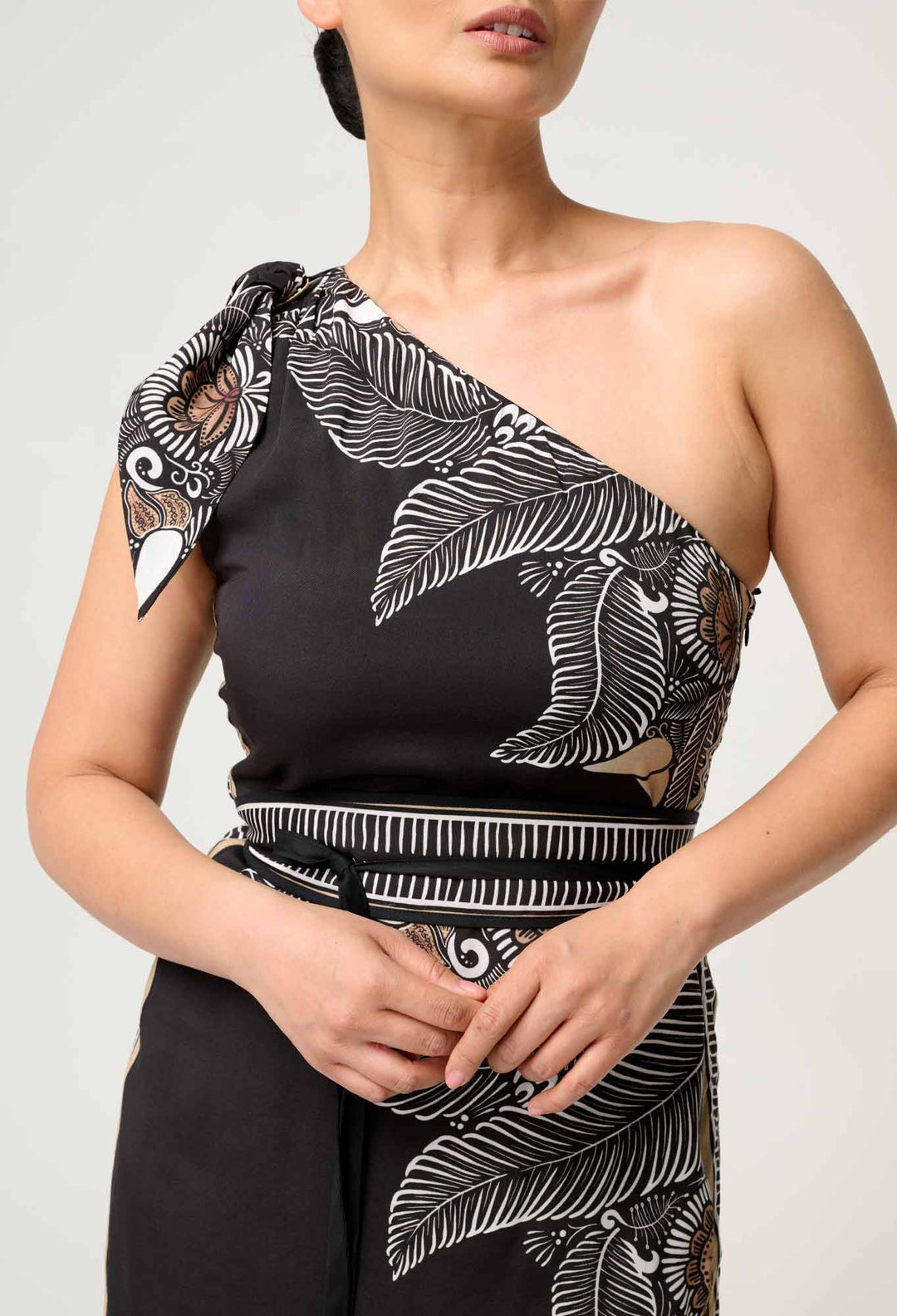 Petite Amira One Shoulder Viscose Faille Dress in Onyx Casablanca