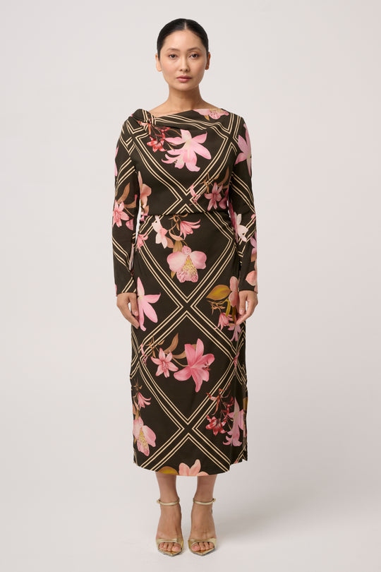 UNDER 5'4 Jayden Cupro Viscose Stretch Dress in Obsidian Bloom