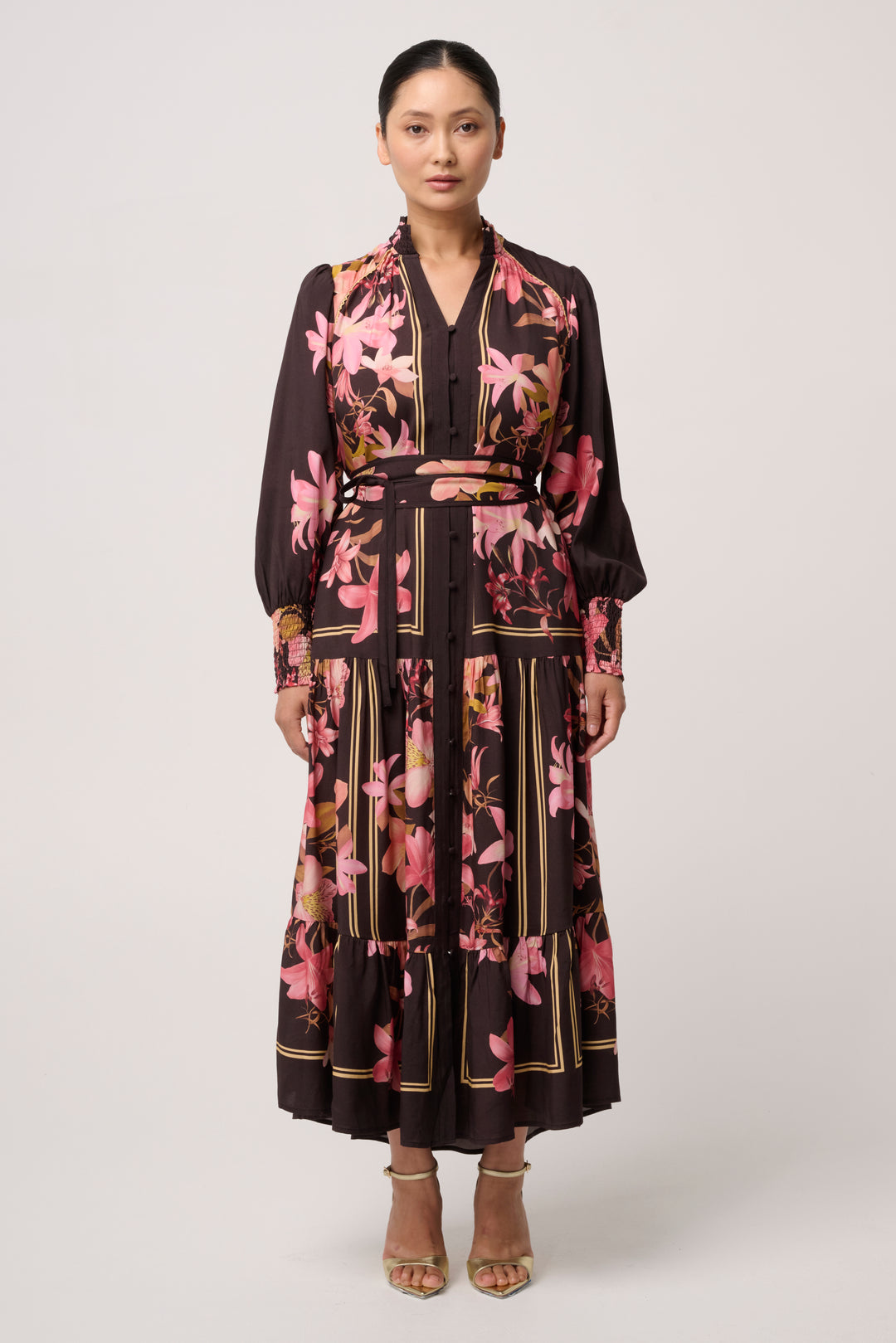 UNDER 5'4 Adine Linen Viscose Printed Maxi Dress in Obsidian Bloom