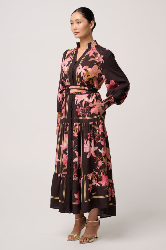 UNDER 5'4 Adine Linen Viscose Printed Maxi Dress in Obsidian Bloom
