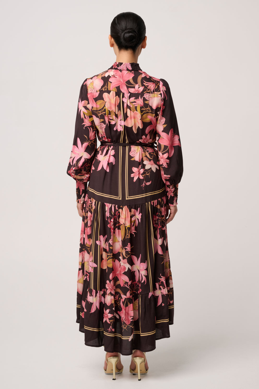UNDER 5'4 Adine Linen Viscose Printed Maxi Dress in Obsidian Bloom