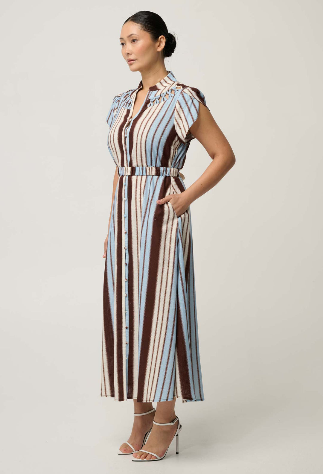 UNDER 5'4 Cattleya Linen Viscose Maxi Dress in Iridescent Stripe