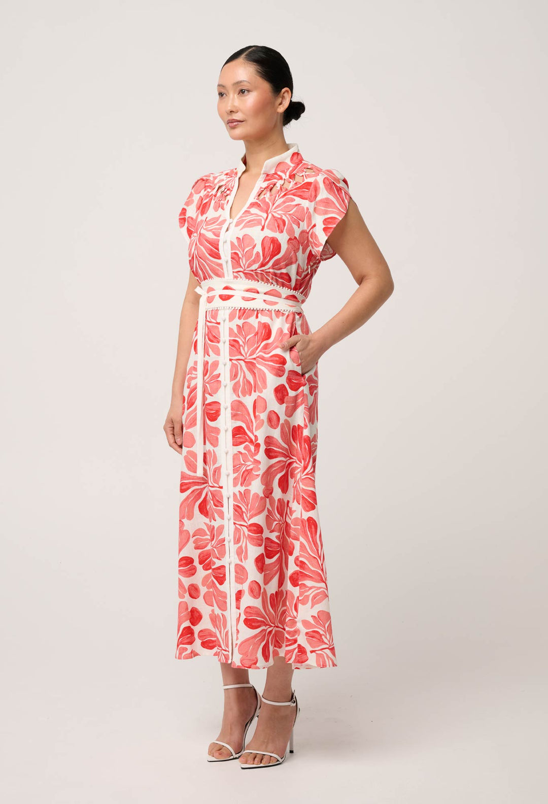 UNDER 5'4 Cattleya Linen Viscose Smock Maxi Dress in Soleil Pavilion
